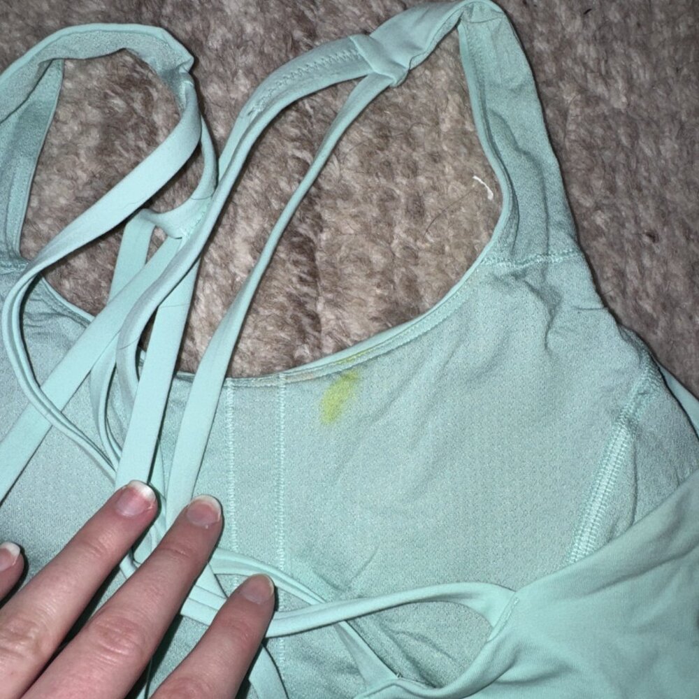 Lululemon Women's Blue and Green Bra - Picture 4 of 4